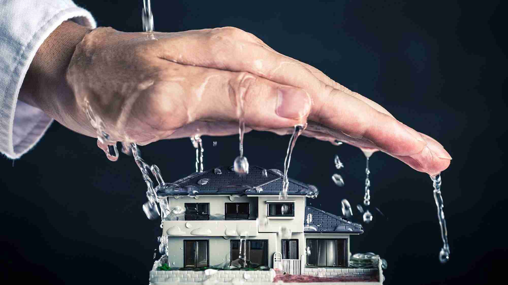 Best Roof Leakage Waterproofing Solutions