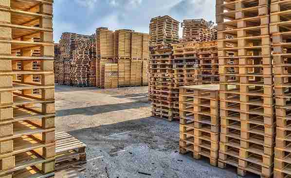 Sustainable Solutions: Recycled Wooden Pallets