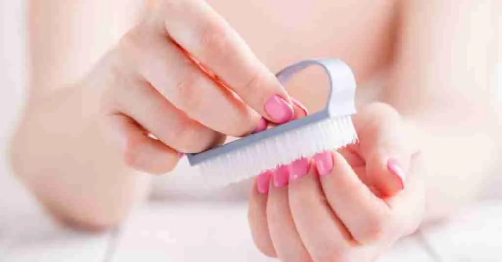 How to Use a Nail Brush for Perfectly Manicured Nails