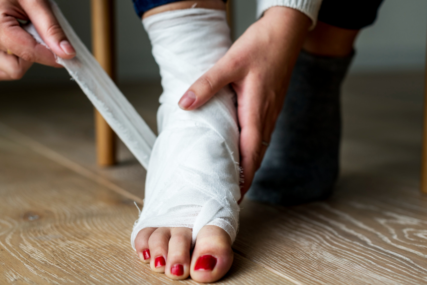 How to Apply Crepe Bandage for Ankle Sprains