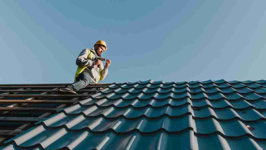 Common Mistakes to Avoid During Re-Roofing Projects