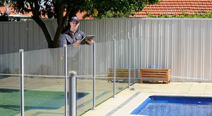 Comprehensive Swimming Pool Cleaning Services for Pristine Pools