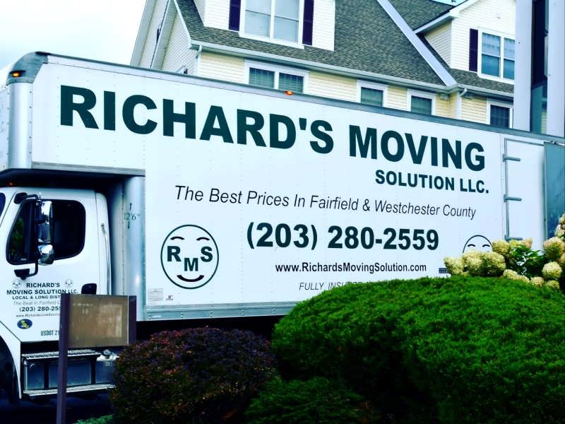 Top Tips for a Smooth Move with Westport CT Furniture Movers