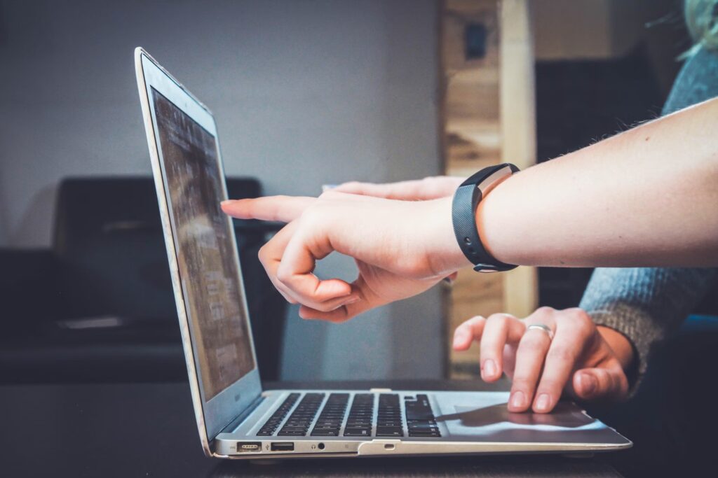 Enhancing Public Speaking with Compelling Storytelling