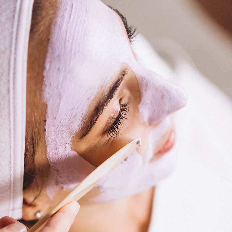 Long-Term Tan Removal Strategies in Dubai