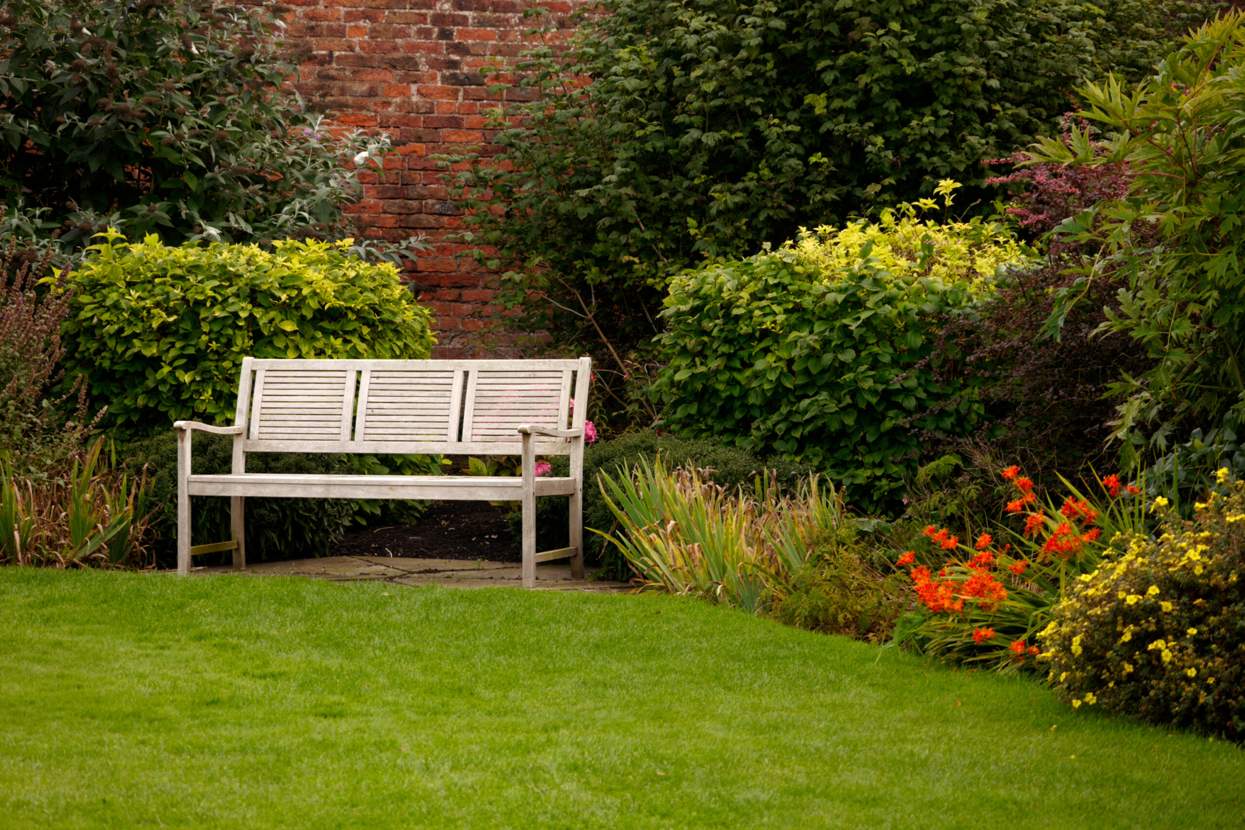 What Are the Benefits of Hiring a Landscaping Company Near Me?