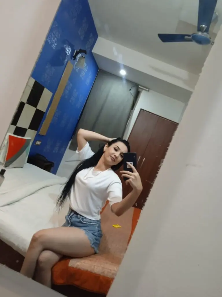 Superior Vadodara Escorts Service at your doorstep
