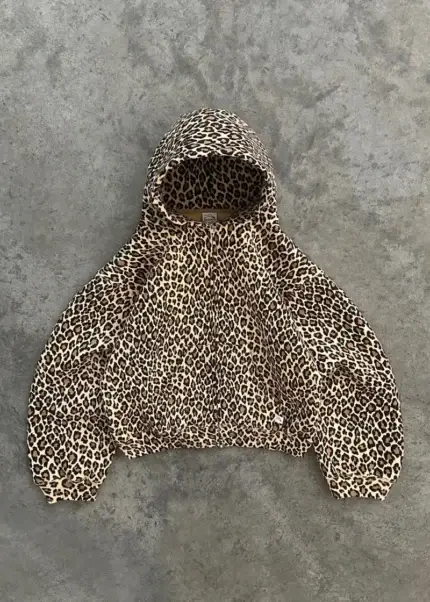 Akimbo Streetwear That Stands Its Ground