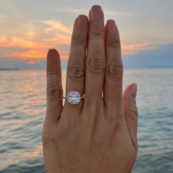 Cushion Halo Engagement Ring – Timeless Elegance and Sparkli