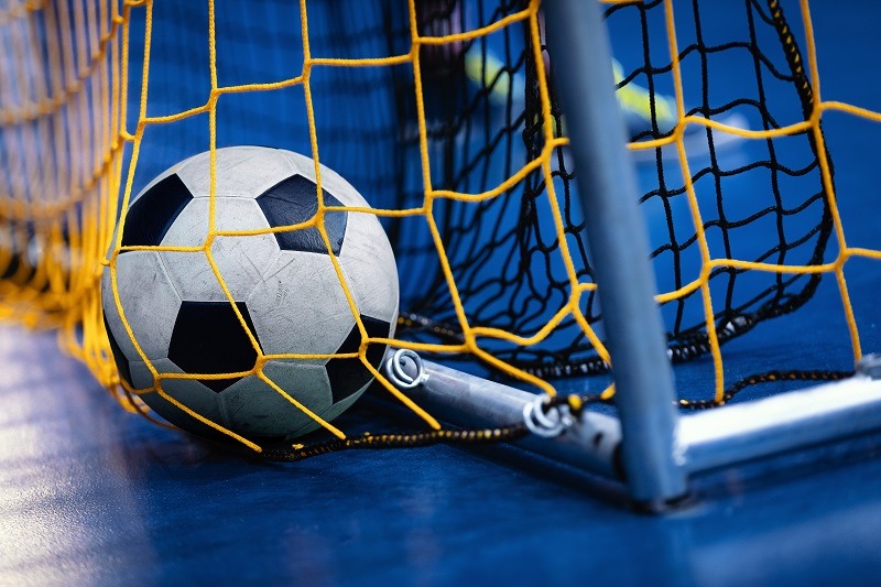 How to Outsmart the Competition in Fantasy Football
