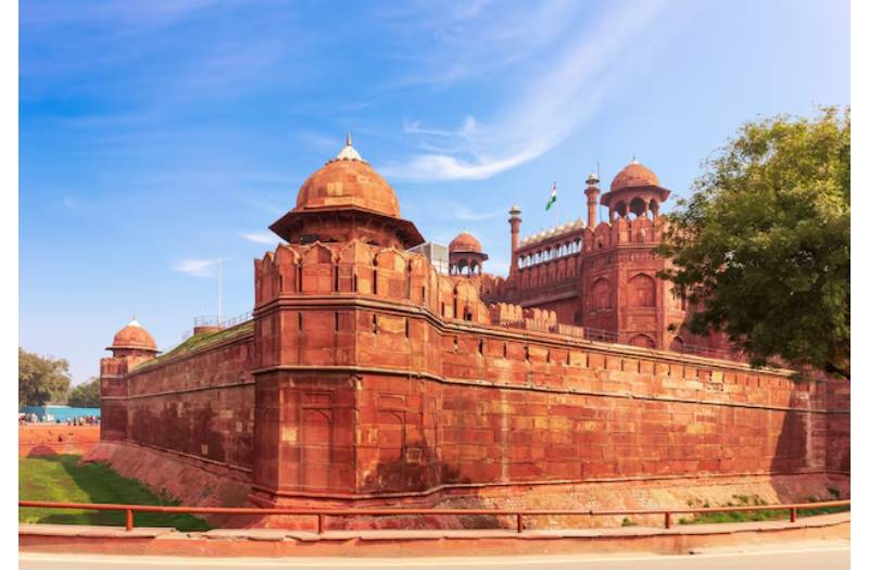 Luxury Travel in India: The Best Delhi Agra Jaipur Tour Packages for an Extravagant Getaway