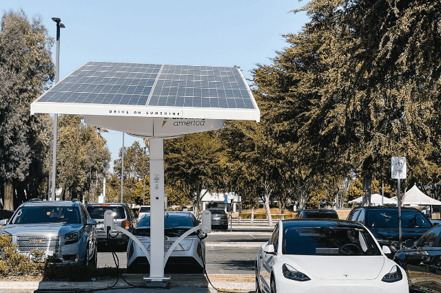EV Chargers in Orlando to Increase in 2025