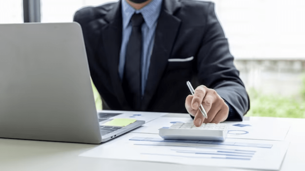 From Chaos to Clarity: The Power of Professional Bookkeeping