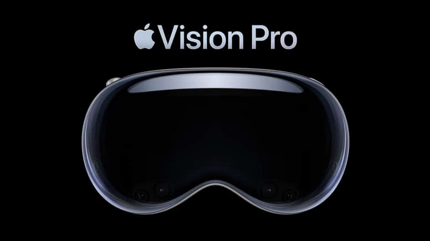 Apple Vision Pro App Development: Opportunities and Challenges