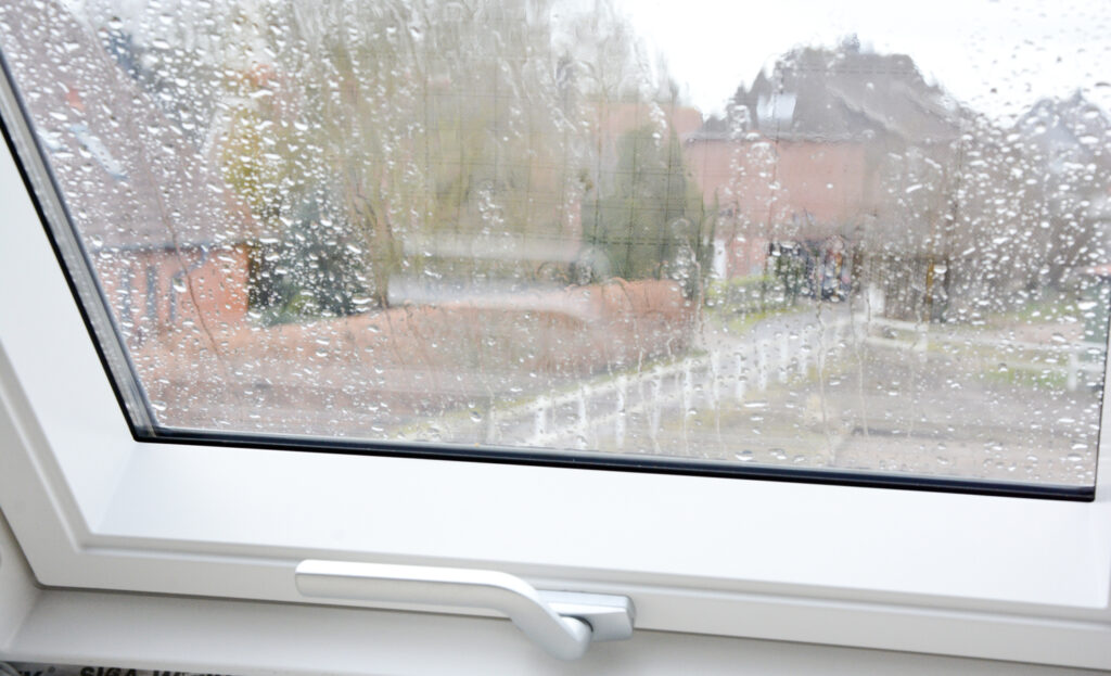 Second Home in Pinetop? Smart Window and Roof Upgrades to Save While You’re Away