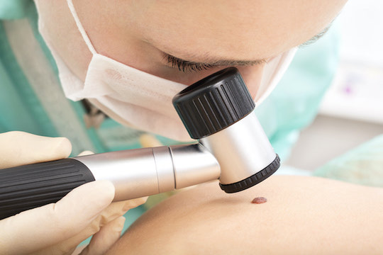 Your Guide to the Best Dermatologist