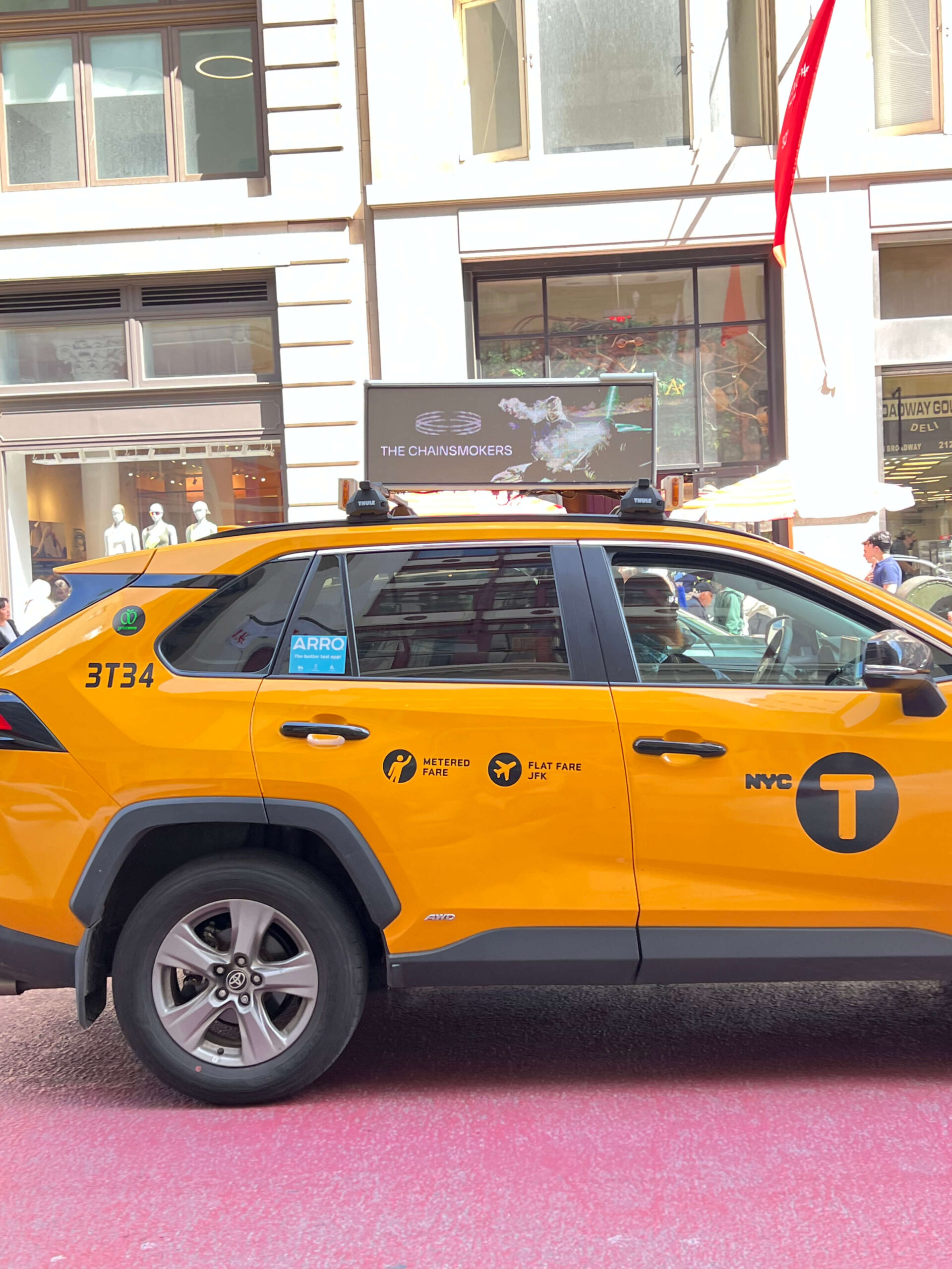 Why Taxi Top Ads Dominate NYC’s Advertising Scenes
