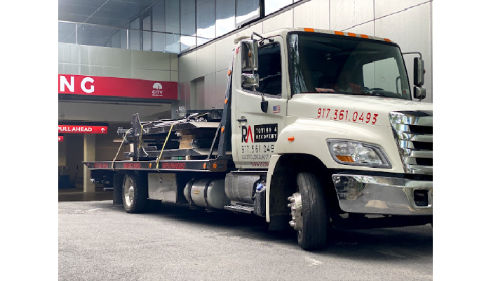 How To Get Quick Help From A Manhattan Towing Company?