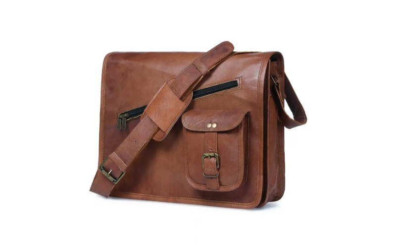 From Office To Outing: Why Vintage Messenger Bags For Men Work For Any Occasion