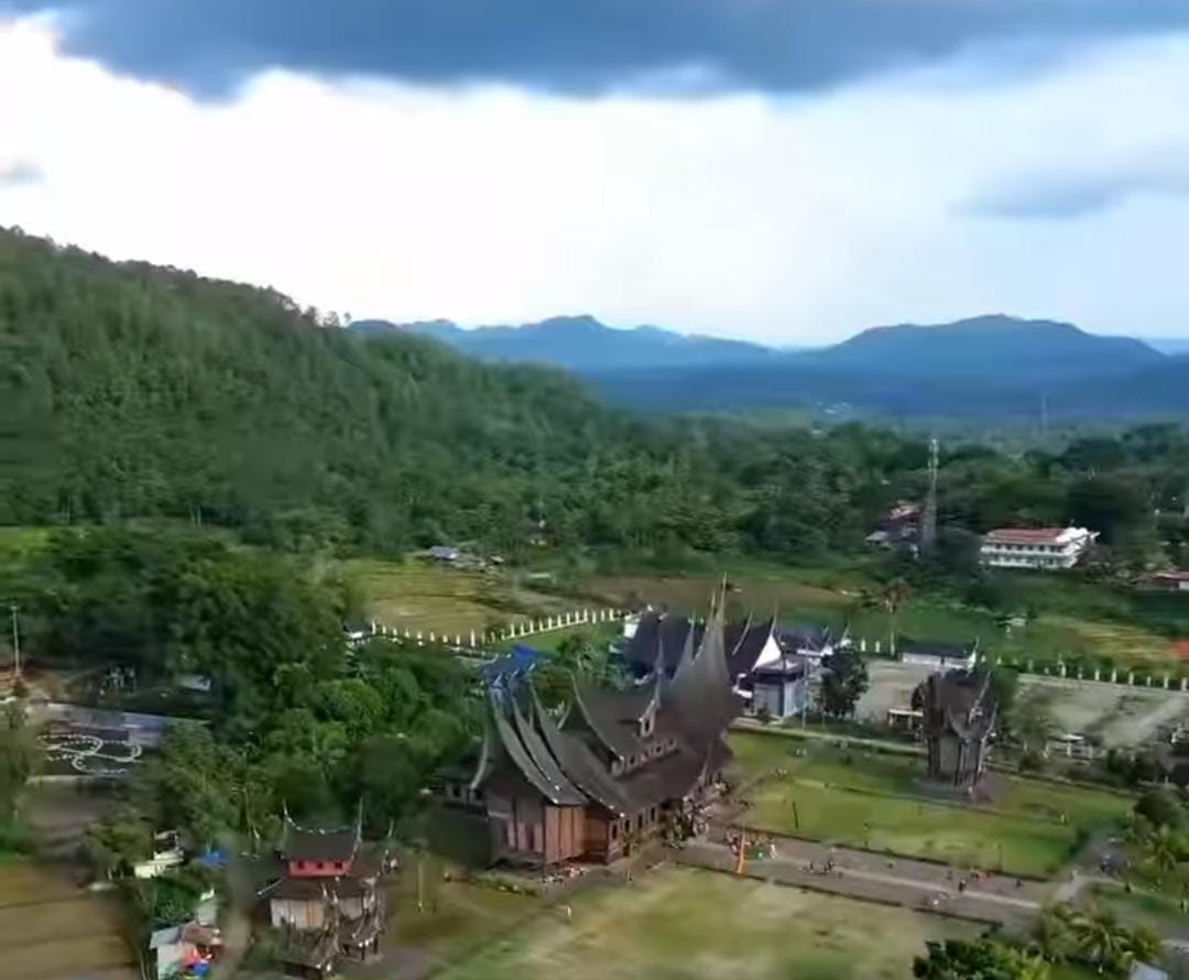 Padang Vacation Packages