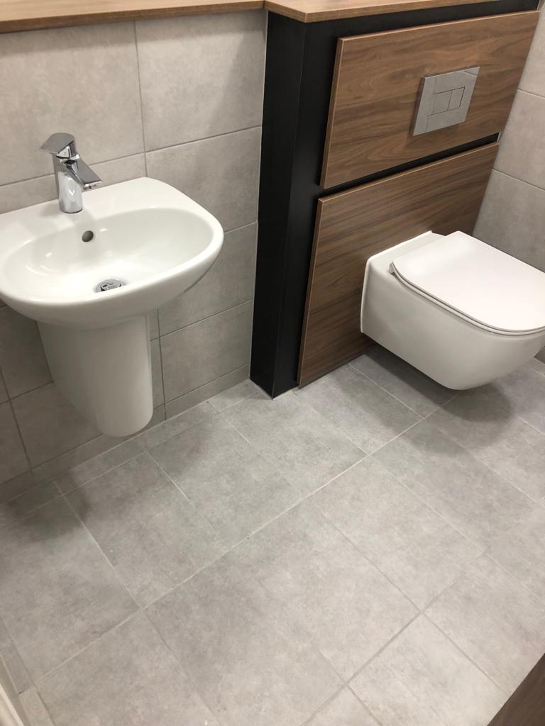 Office toilet refurbishment, Commercial washroom installers