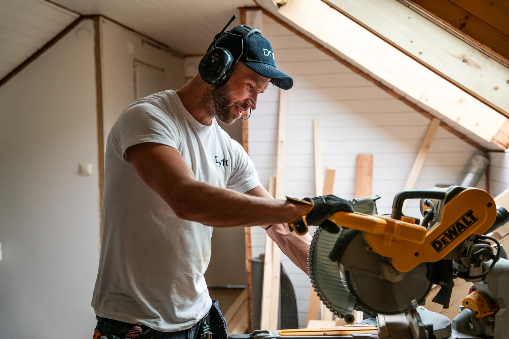 Byggfirma Stockholm – Din Partner för Trygga Byggprojekt i H
