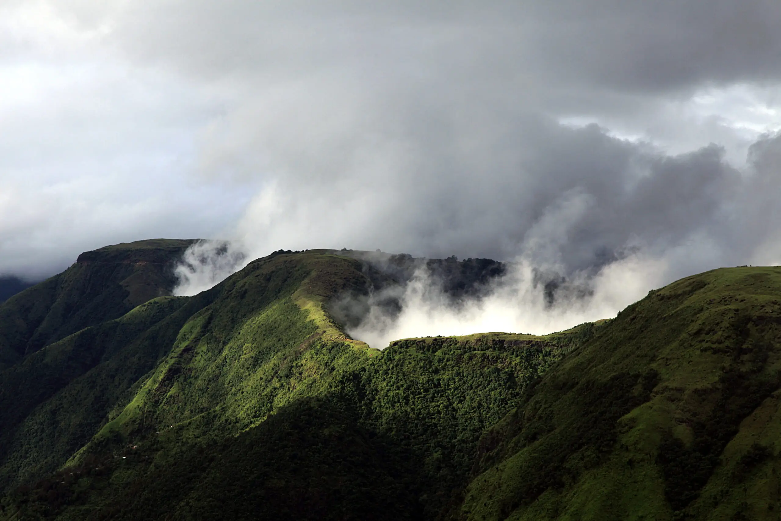 Discover Nature with Affordable Meghalaya Tour Packages